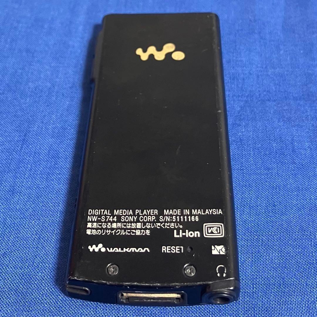 ソニーデジタルメディアプレイヤー  ＮＷ－S744 Sony Walkman NW-S744 MP3 Player 8GB Violet Portable Audio Tested