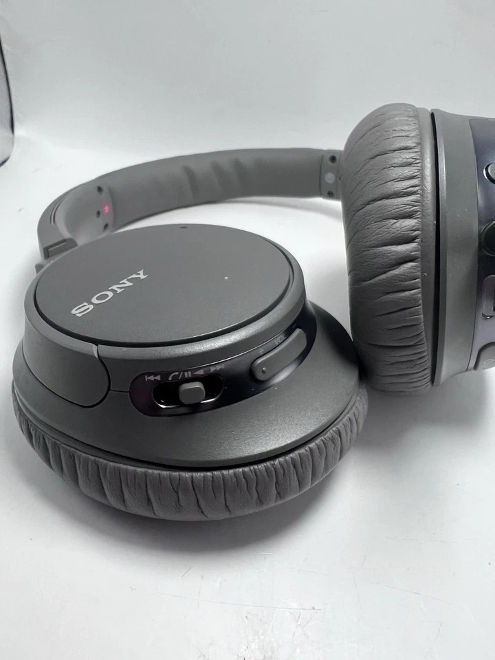 SONY WH-CH700N NOISE CANCELING OVER THE EAR WIRELESS HEADPHONES TESTED - Image 4 of 4