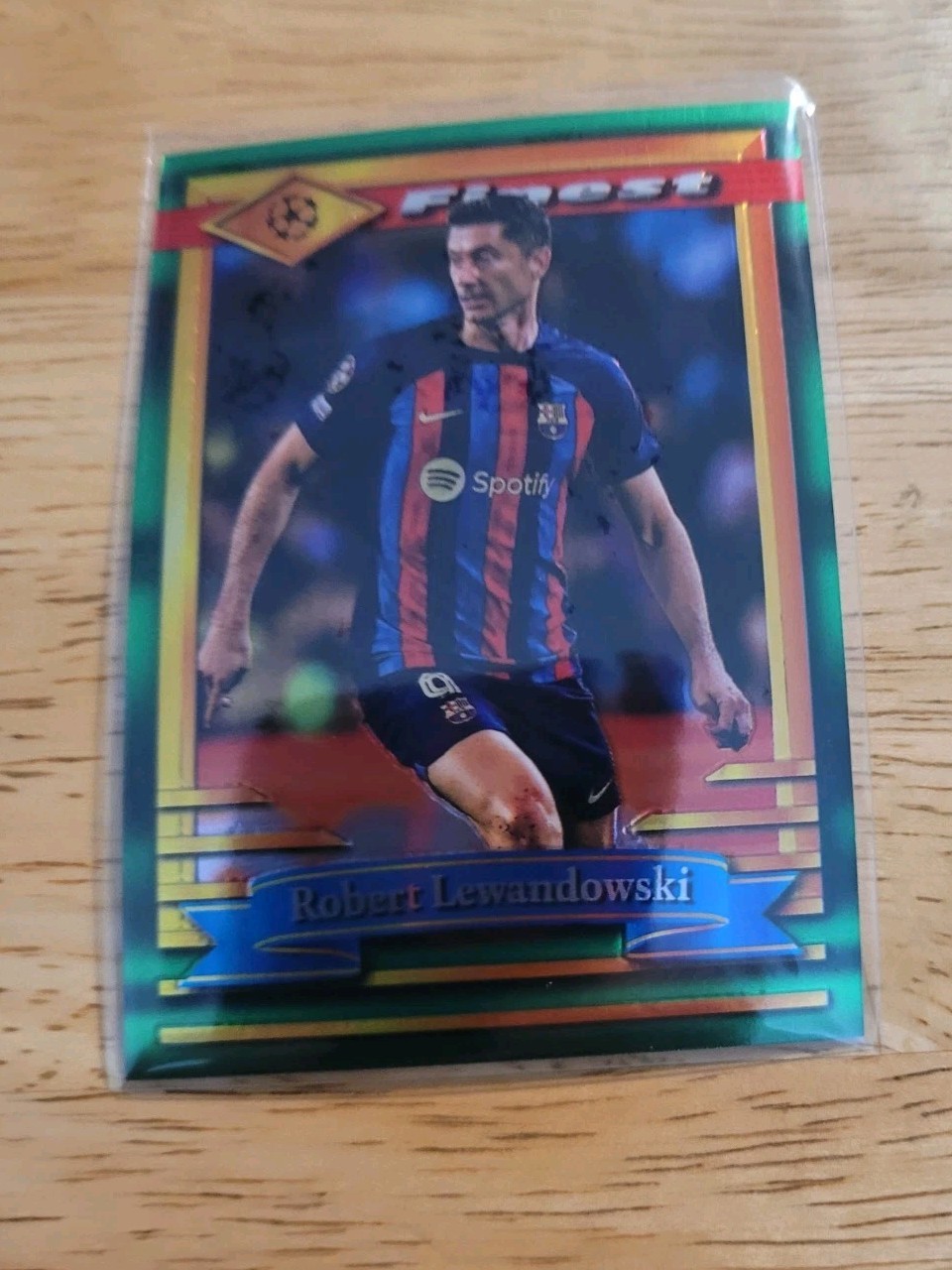 2022-23 Finest Flashbacks UEFA Club Competitions #82 Robert Lewandowski