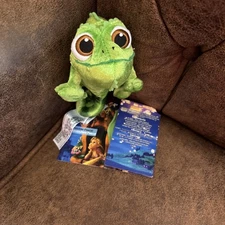 NEW Disney Parks Ratatouille PASCAL PLUSH TOY Rapunzel Tangled Magnet Magnetic