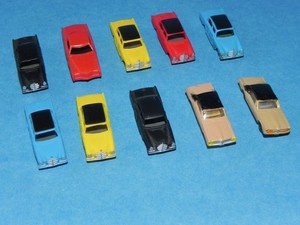 10 Miniature Automobiles_5024