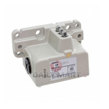 New In Box OMRON VB-3121 Limit Switch