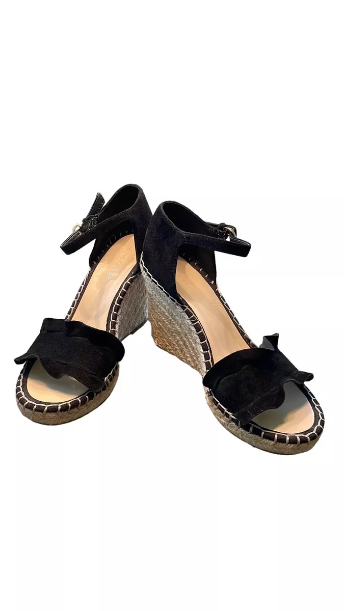 Marc fisher ruffle best sale wedges