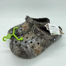 Crocs Women's Classic Lined Realtree Edge Clogs Warm Camouflage Size 9