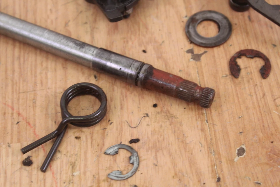 Yamaha MX360 1974 eje de cambio Foto 2 de 4