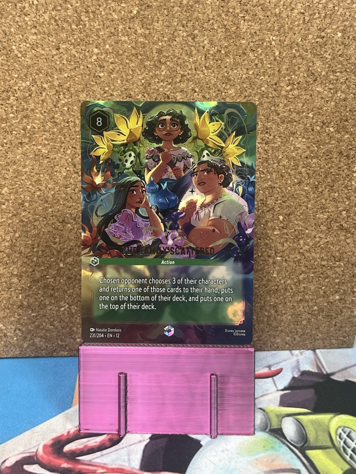 The Family Scattered (Enchanted) 231/204 Wilds Unknown Holo