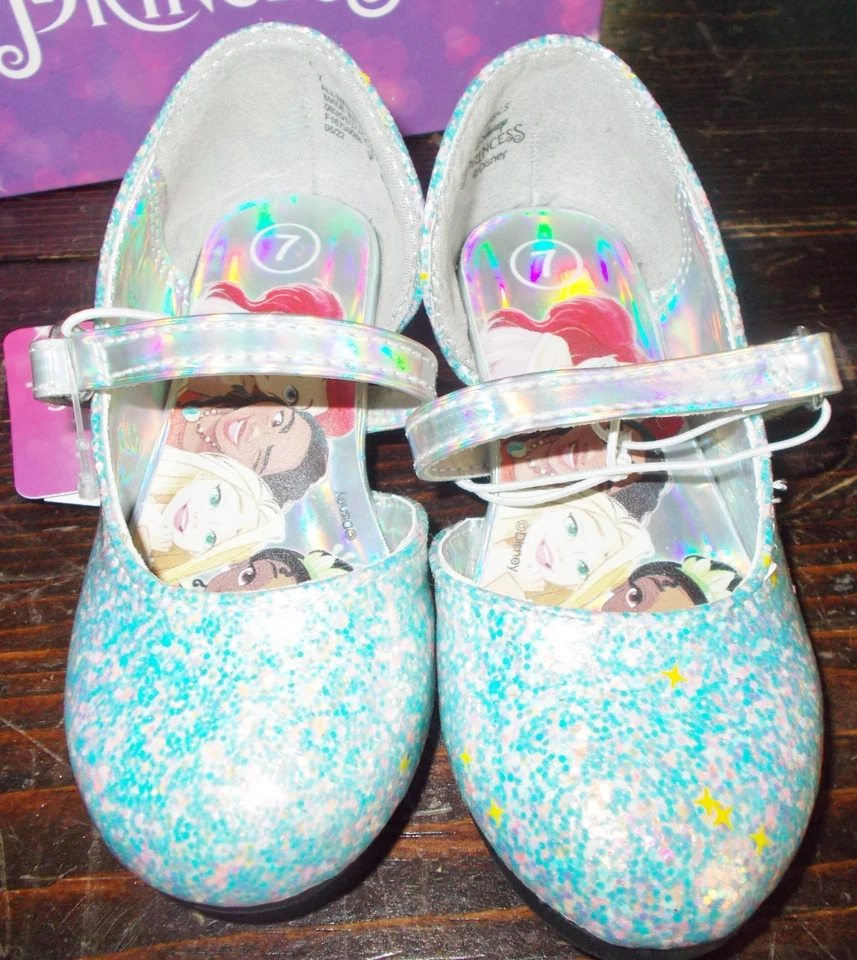 Disney Princesa Vestir Zapatos de Ballet Tacones Niño Pequeño Talla 7 Niñas Ariel Moana NUEVO Foto 2 de 4