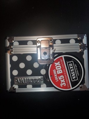 VAULTZ LOCK IT UP 3X5 LOCKING BOX Polka Dots 