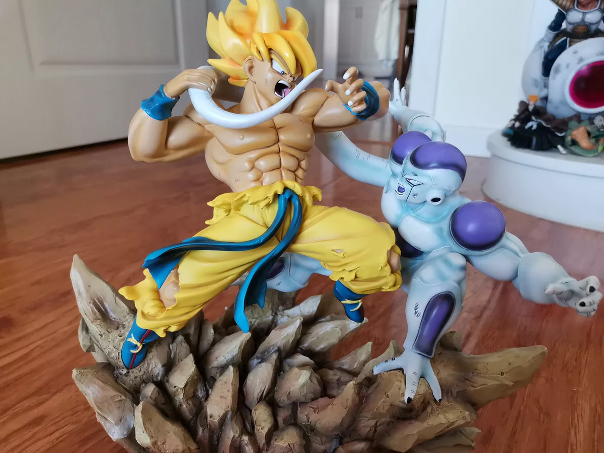 Dragon Ball Z-DBZ Figure Frieza VS Super Saiya Goku Resin Statue