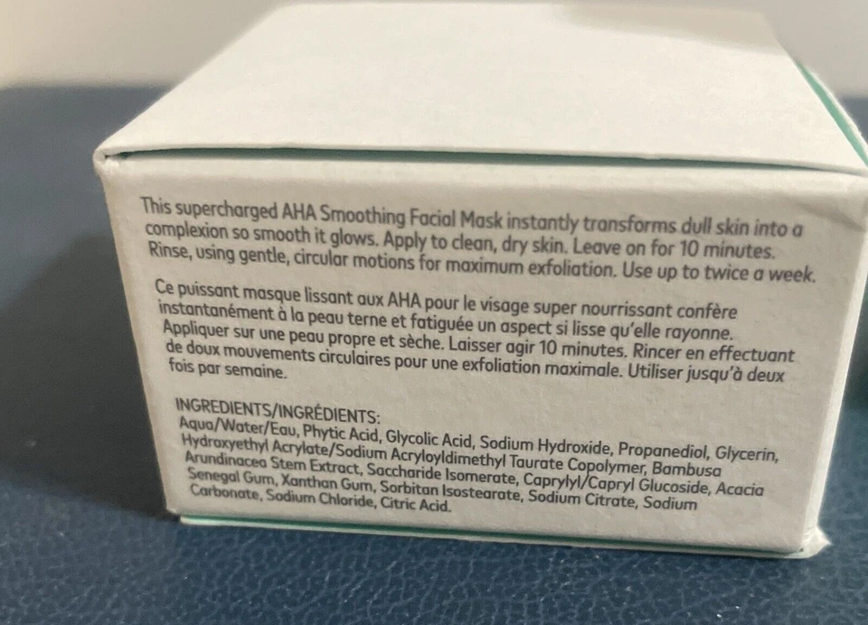 Mascarilla facial suavizante efecto reflectante BeautyCounter y exfoliante rejuvenecimiento nocturno Foto 3 de 4