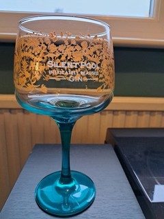 Silent Pool Large Gin Balloon Decorative Glasses