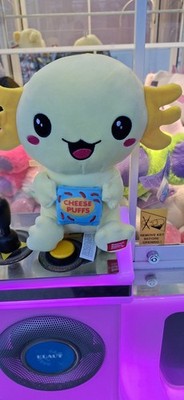 Kawaii Kuties Axolotl gelb mit Chips ''Cheese Puffs'' Stofftier Plüschtier 25cm