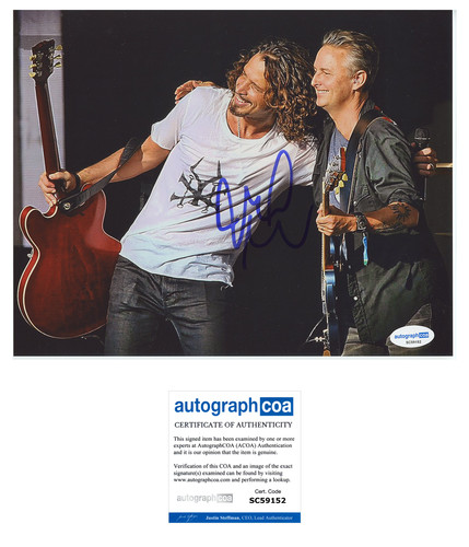 Mike McCready Guitarist PEARL JAM Signed 8x10 Photo w/ Chris Cornell Proof ACOA