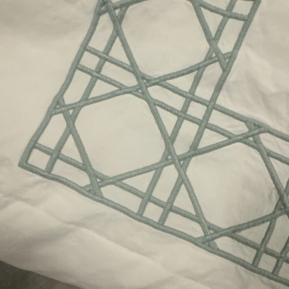 Williams Sonoma home luxury King duvet cover white percale W/ green satin Stitch - Image 2 of 4