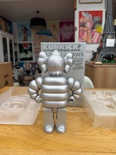 kaws kubrick 400% mad hectic 2003 medicom toy