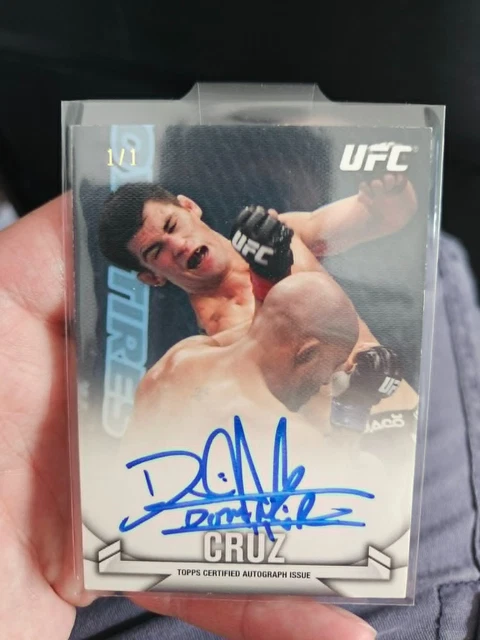 2013 UFC Topps Knockout Dominick Cruz 1/1 Autogramm