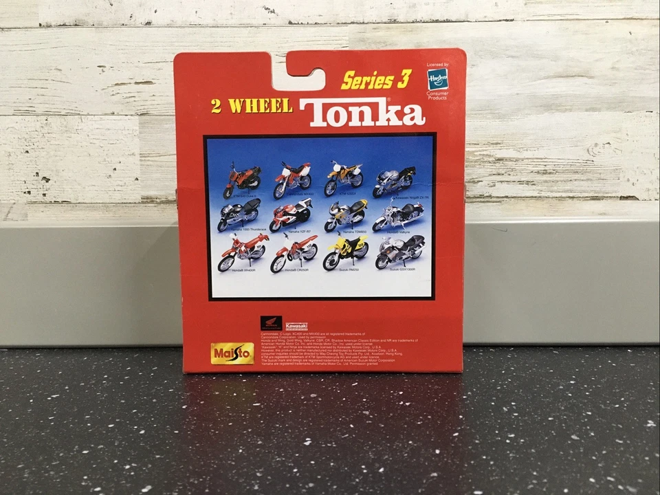 Tonka Vespa 1/18 Scale Diecast Model Back Motorcycle HTF 2002 - Image 3 of 4
