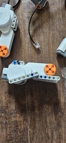 LEGO MINDSTORMS NXT 2.0 8547  PARTS AND PIECES W/INSTRUCTIONS,TEST PAD & BOX