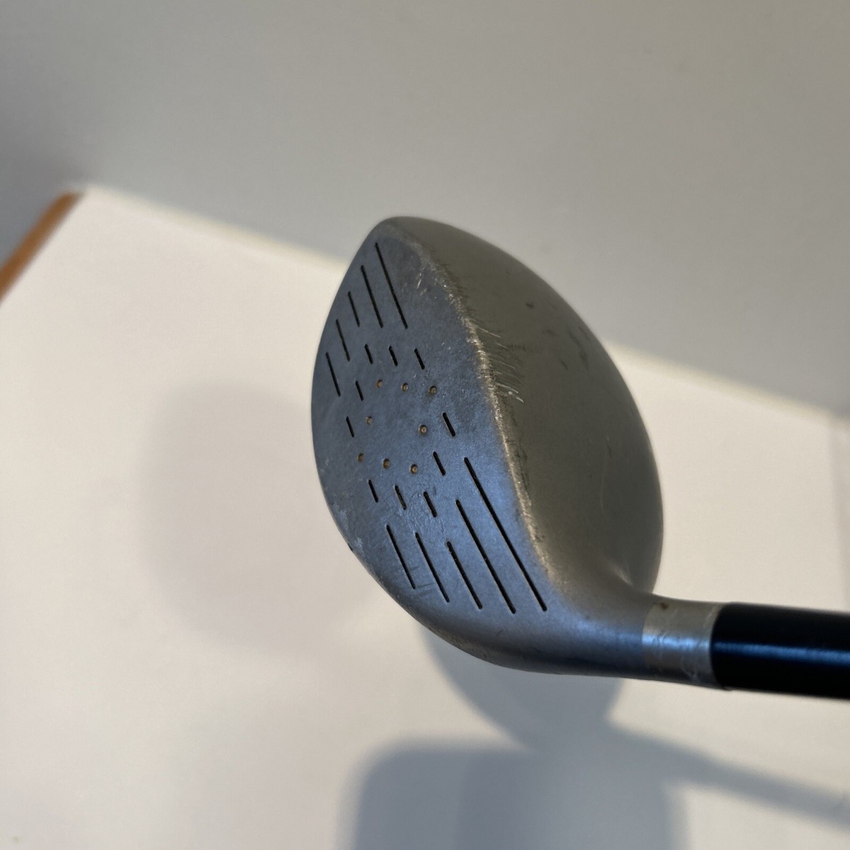Wilson Killer Whale Driver RH 10.5 Degree Loft Graphite Shaft