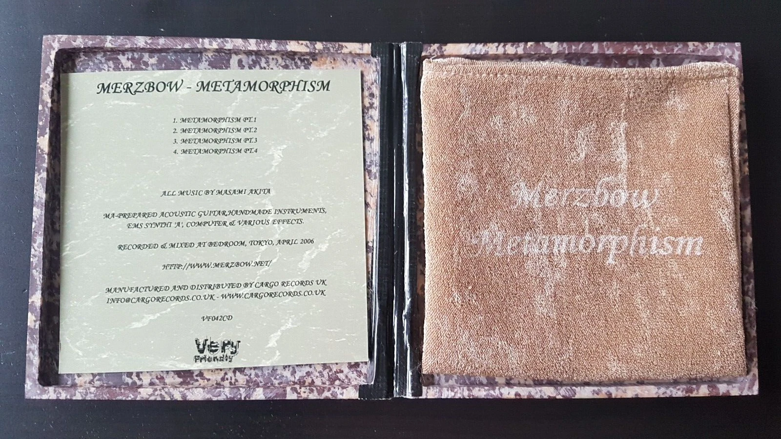 Foto 2 di 2