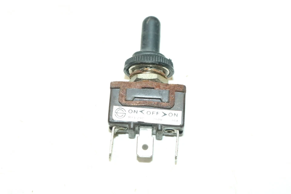 Переключатель подогревателя для рук 1995 Ski-doo Formula Z 583  - Изображение 3 из 4