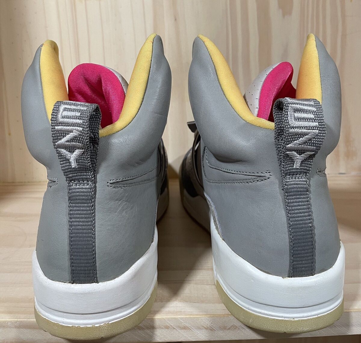 Size 9.5 - Nike Air Yeezy Zen 2009 886691339250| eBay Size 9.5 - Nike Air Yeezy Zen 2009 886691339250| eBay