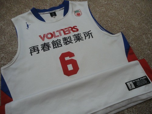 NBL Japan Basketball Kumamoto Volters Devaughn Washington Game Used Worn Jersey - 第 1/8 張圖片