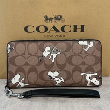 Coach x Peanuts Snoopy C4596 Signature Zip Around Long Wallet Khaki Brown