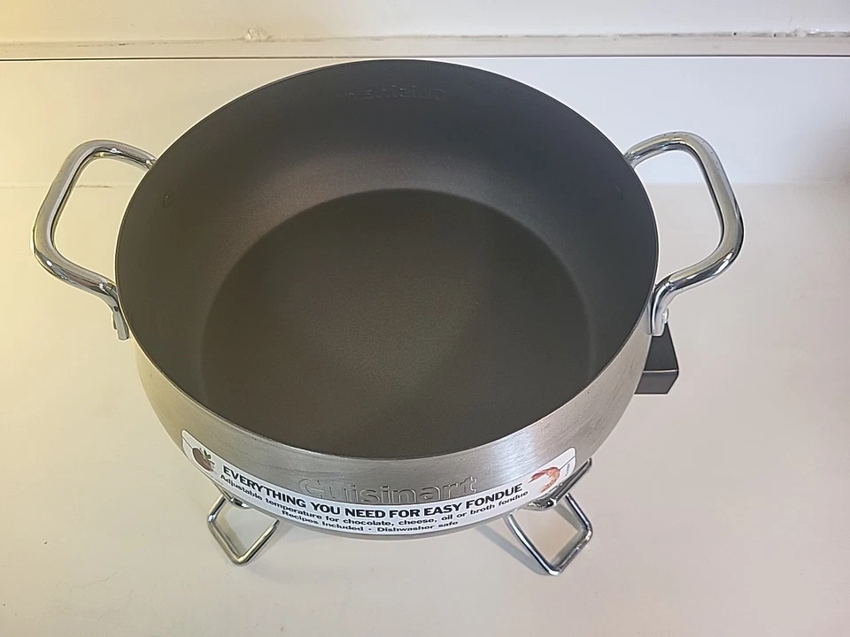 Cuisinart CFO 3SS Repuesto Olla Fondue de 3 Cuartos Solo Caja Abierta Foto 2 de 4