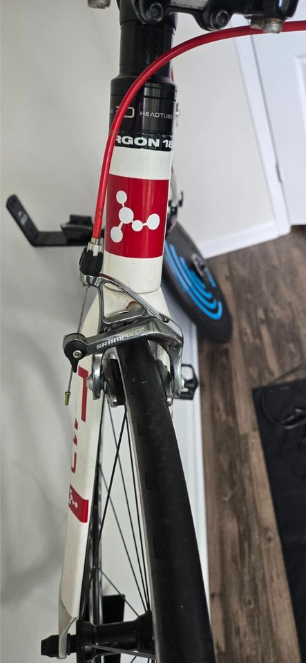 Bicicleta de triatlón de carbono Argon 18 - Talla M 54 Foto 3 de 4