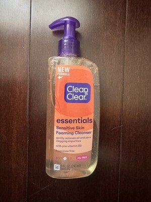 Clean & Clear Essentials Oil-Free Foaming Cleanser Sensitive Skin 8 fl oz