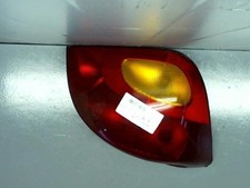 Feu arrière Mazda 121