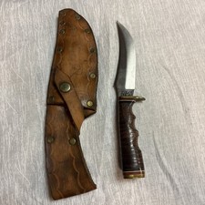 SCHRADE U.S.A. 498 Hunting Knife With Real Leather Cover.