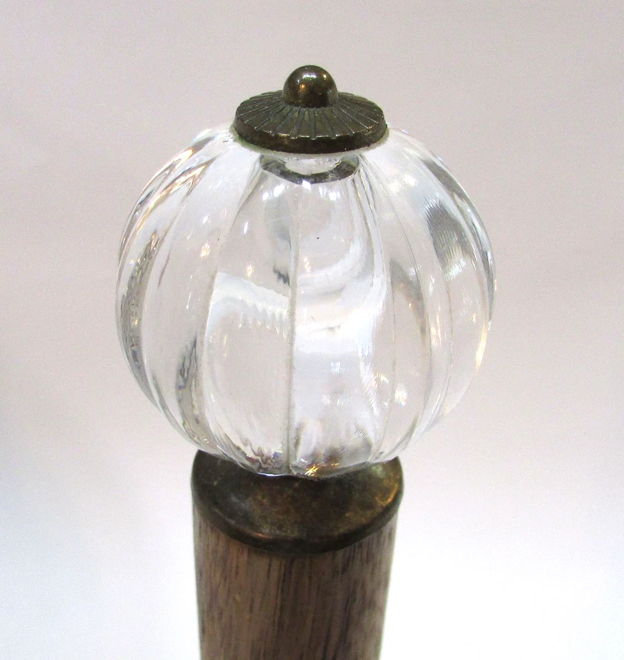 Toallero vertical acrílico madera porcelana floral mujer pionera vintage Foto 3 de 4