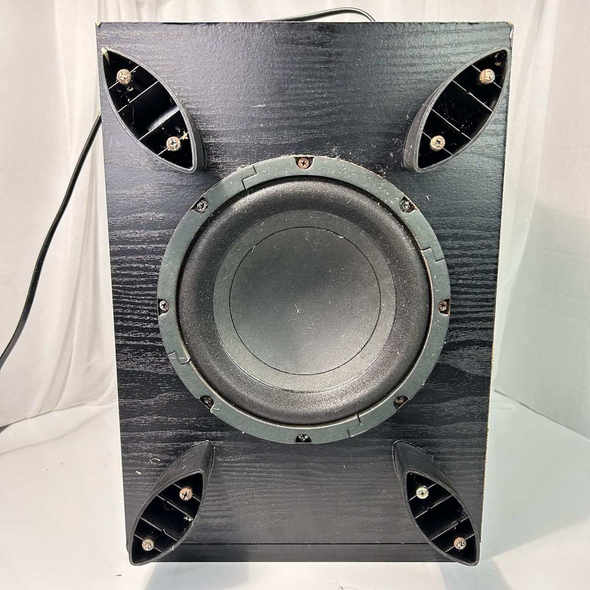 Onkyo SKW-200 Powered Subwoofer 75 Watts Black 8” Strong Bass