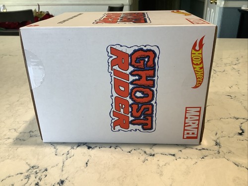 SDCC 2022 Hot Wheels Ghost Rider con veicolo Mattel Creations RLC Marvel - Foto 6 di 8
