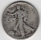 1945 P WALKING LIBERTY HALF DOLLAR 90% SILVER PHILADELPHIA 50¢ UNITED STATES USA
