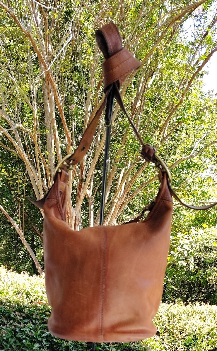 coach bleecker backpack brown Mens The interior does not have any partition which allows allows for a spacious interior allowing things to be kept as one wishes Coach Bleecker Coach Brown Leather