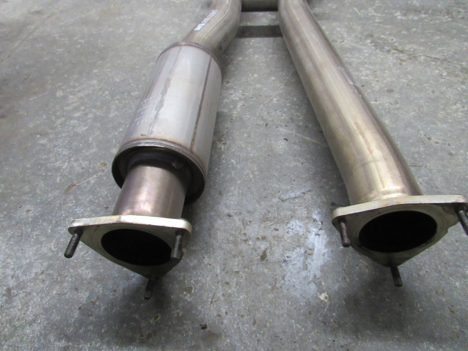 2013 BENTLEY CONTINENTAL GTC GT V8 EXHAUST PIPES MUFFLER MID SILENCER  OEM -6872
