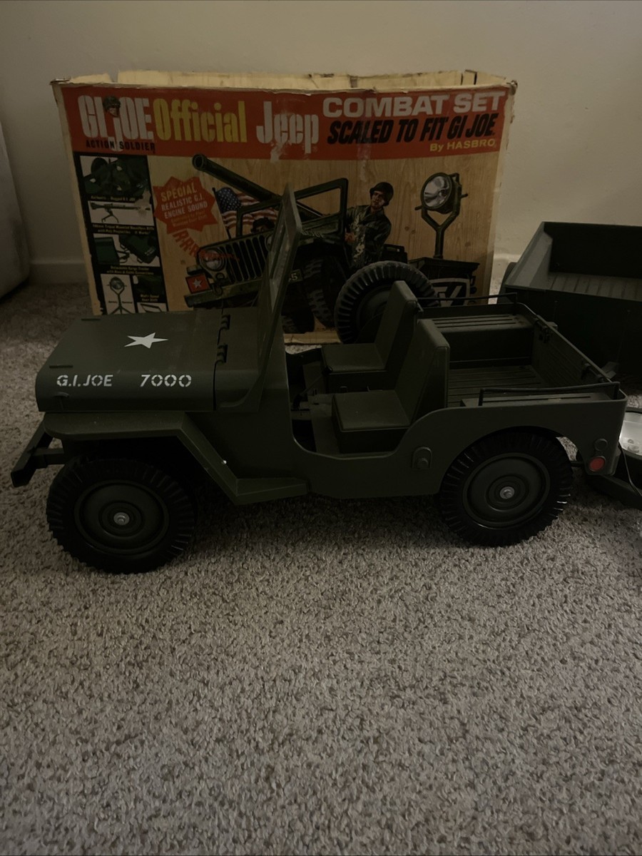 Vintage 1965 GI Joe Hasbro 7000 Jeep Combat Set With Searchlight