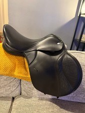 Thorowgood T8 GP Saddle Changeable Gullet 17.5 Inch Black