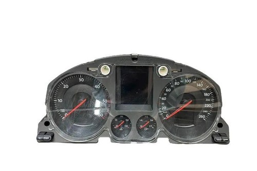 VW PASSAT Variant B6 3C5 Kombiinstrument V0018000 3C0920870A 1.89 26562538