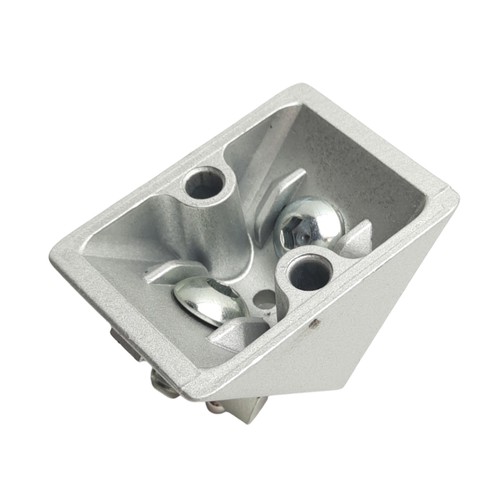 Lote de 8 Artículos 0.0.419.59 Soporte Esquinero Extrusión Aluminio, 30mm x 30mm, Línea 6 - Imagen 5 de 8