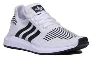 adidas swift run white and black