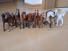 9 Schleich Pferde