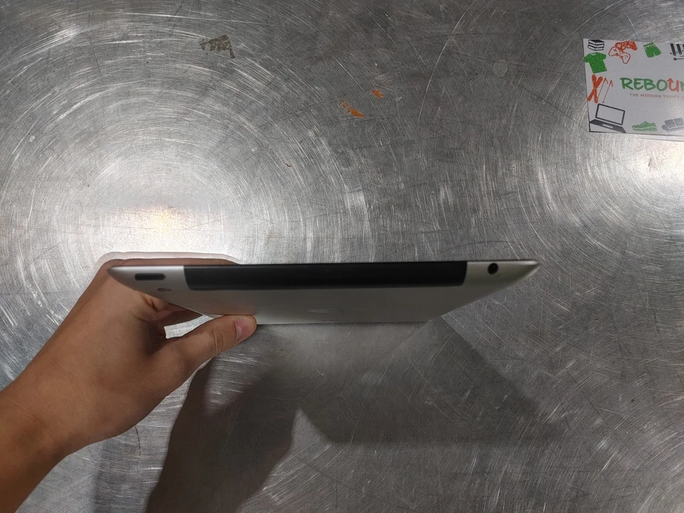 Good Condition Apple iPad 4 Black 64GB WiFI + Cellular Tested Working - Image 4 of 4