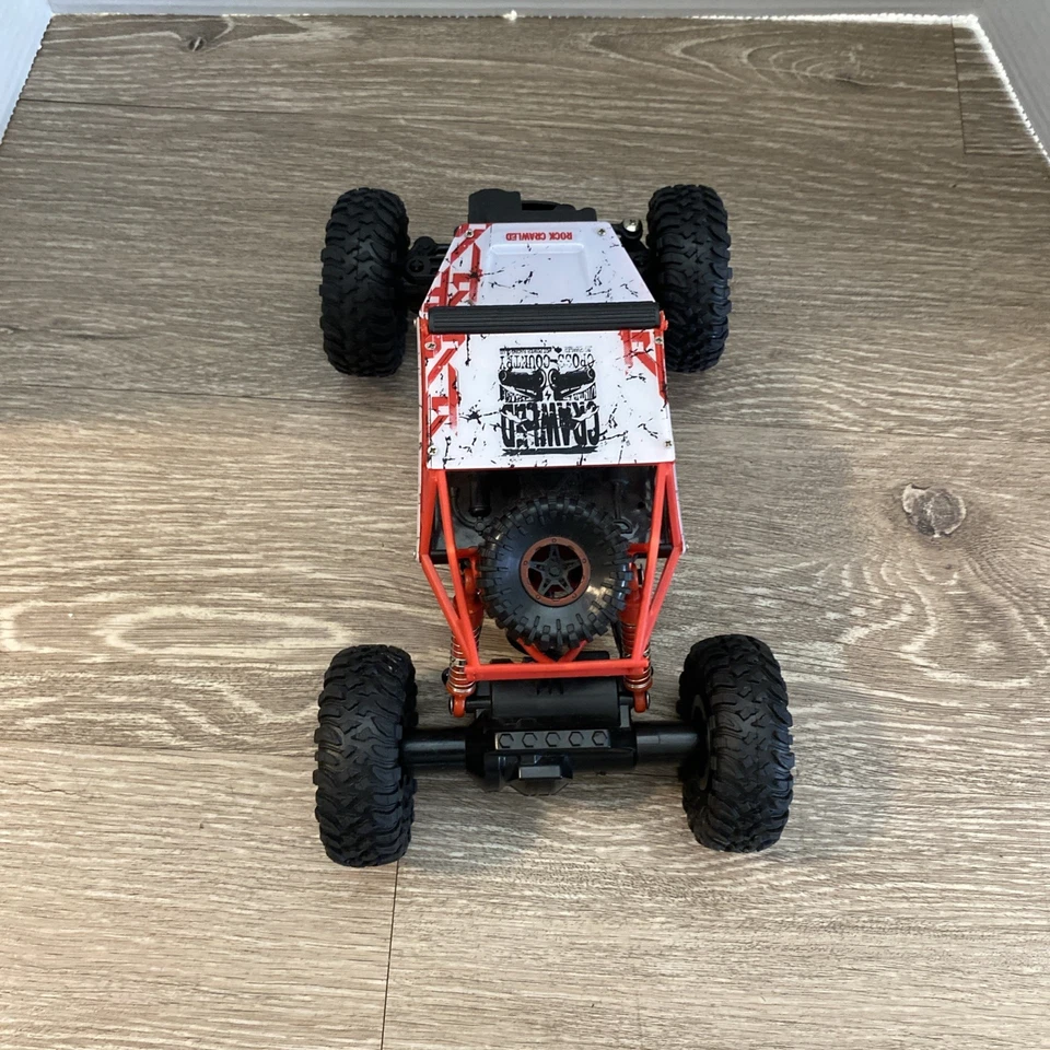 Vintage Cheerwing 1 18 Rock Crawler 2.4Ghz Remote Control Car 4WD Off Road - Image 3 of 4