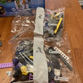 LEGO 41237 &ndash; Batgirl Secret Bunker &ndash; DC Super Hero Girls - RETIRED