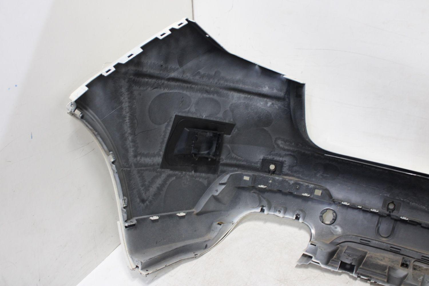 Rear Bumper Assembly MASERATI LEVANTE 17