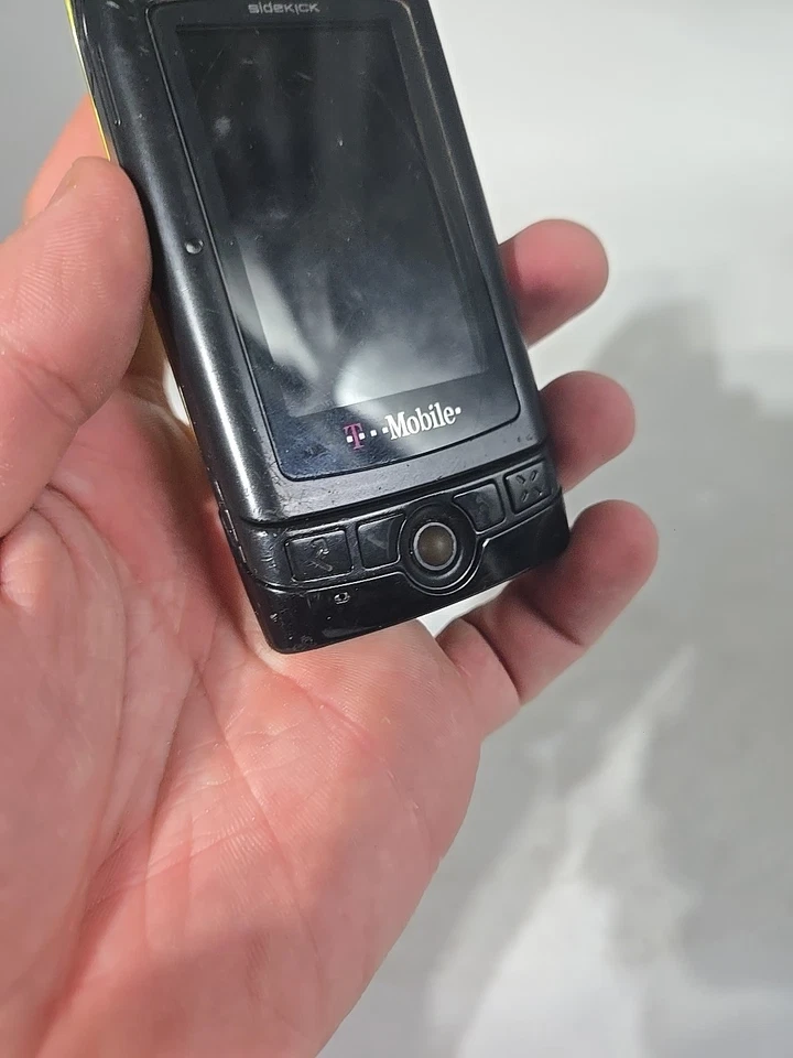 Celular deslizante T-Mobile Sharp Sidekick 2008 (PV210) 2G NÃO TESTADO - Imagem 2 de 4